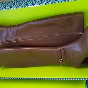 Tory Burch Square Toe Zip-Up Heeled  Boots Style# 78979